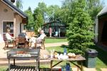 Spalone kalorie można było uzupełnić przy grillu :) 